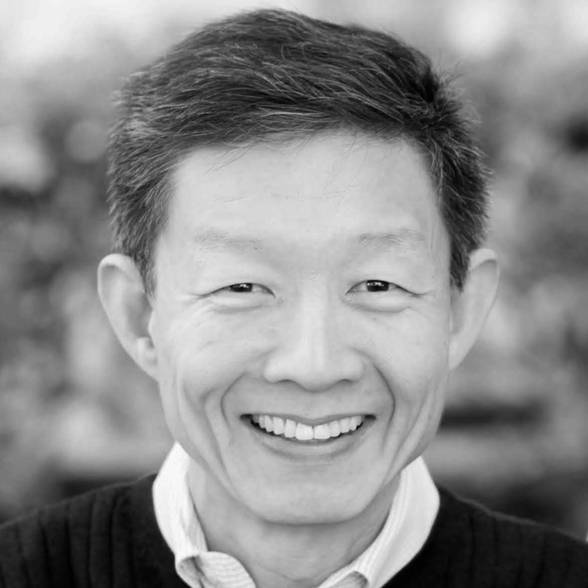 Tom Ngo, headshot